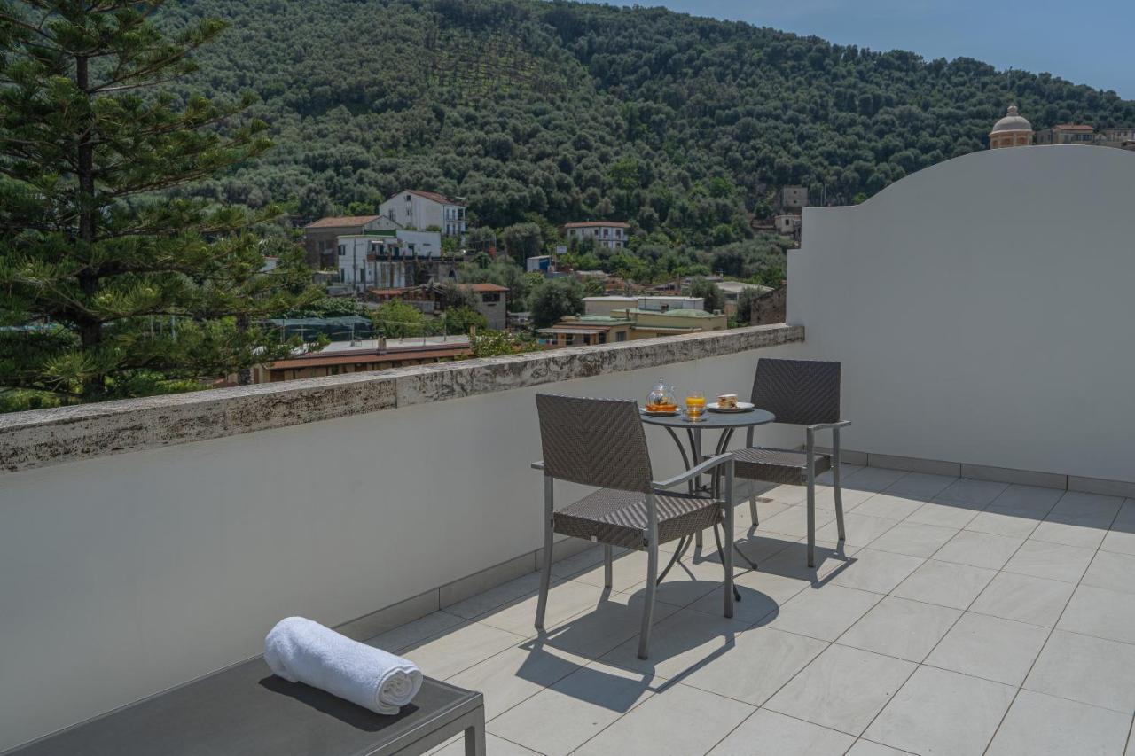 Grand Hotel Moon Valley Vico Equense Exterior foto