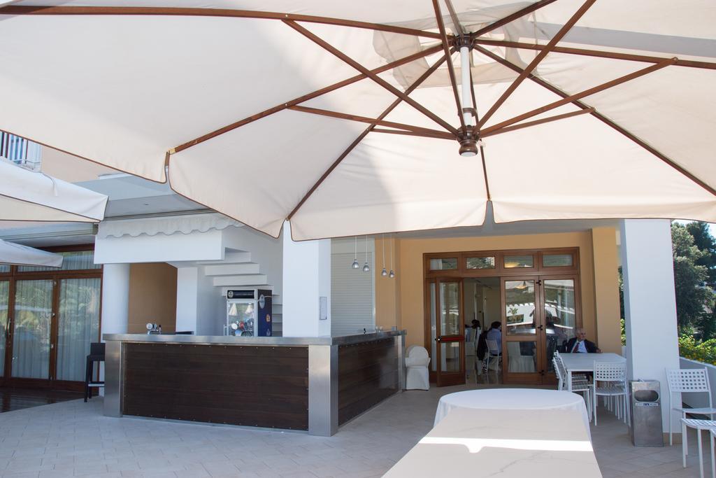 Grand Hotel Moon Valley Vico Equense Exterior foto